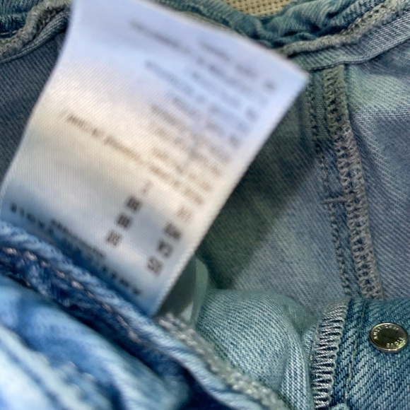 womans size 00 american eagle mom shorts - Picture 2 of 4